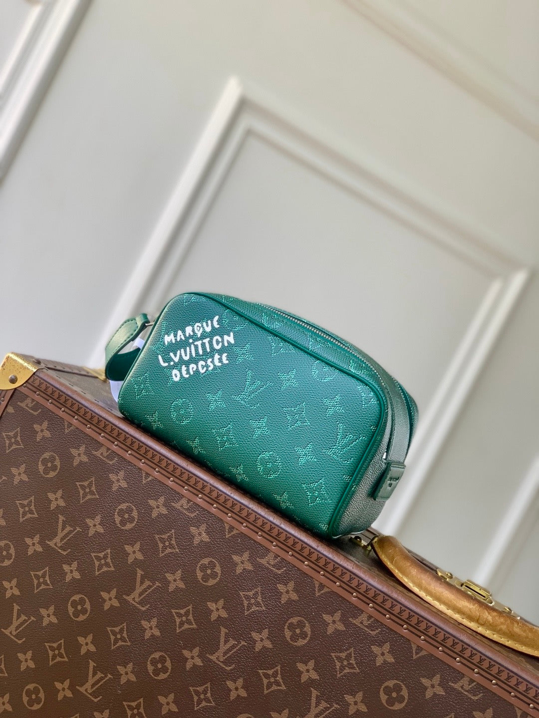 Lou Dopp Kit Toiletry Bag