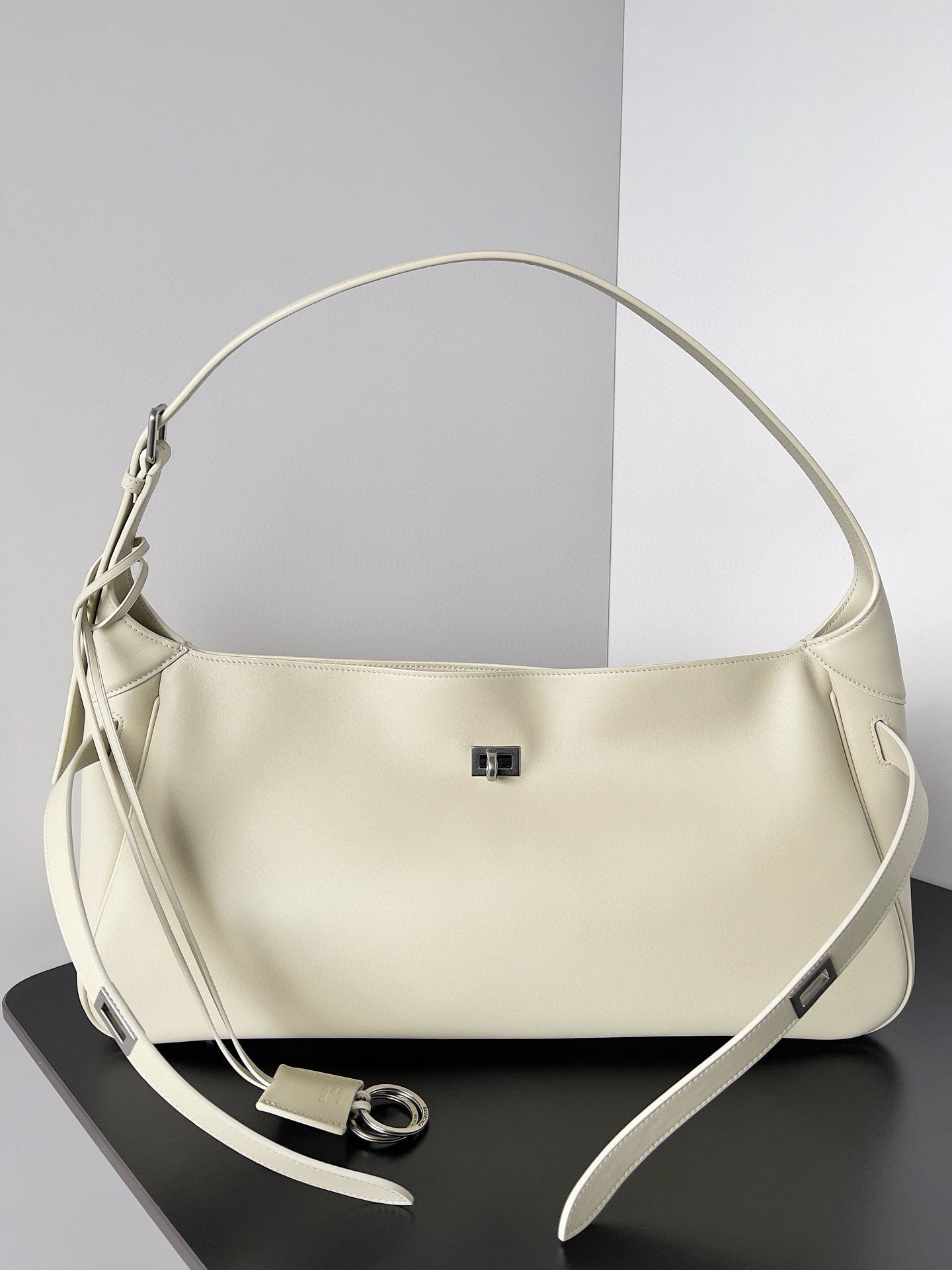 Bal Bel Air Medium Shoulder Bag