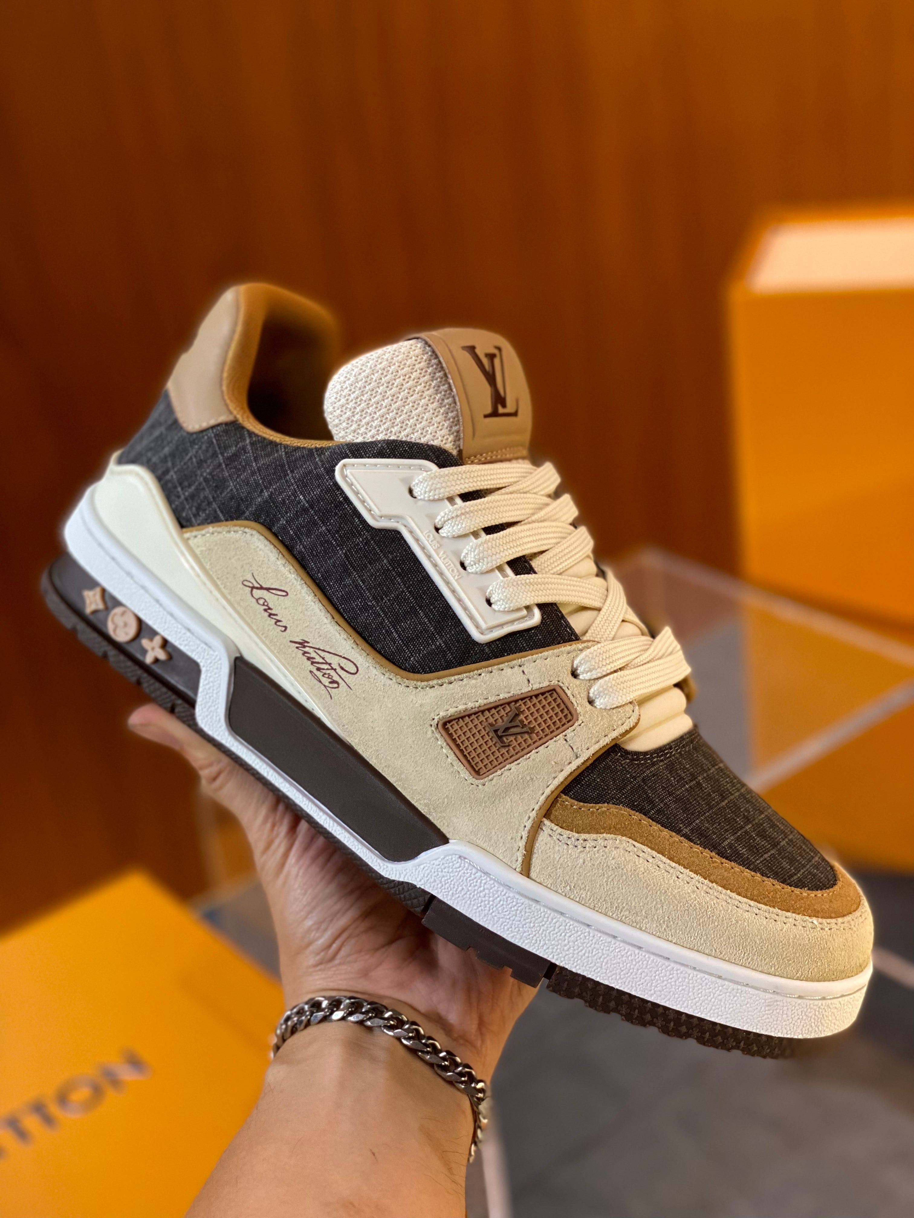 Lou Trainers